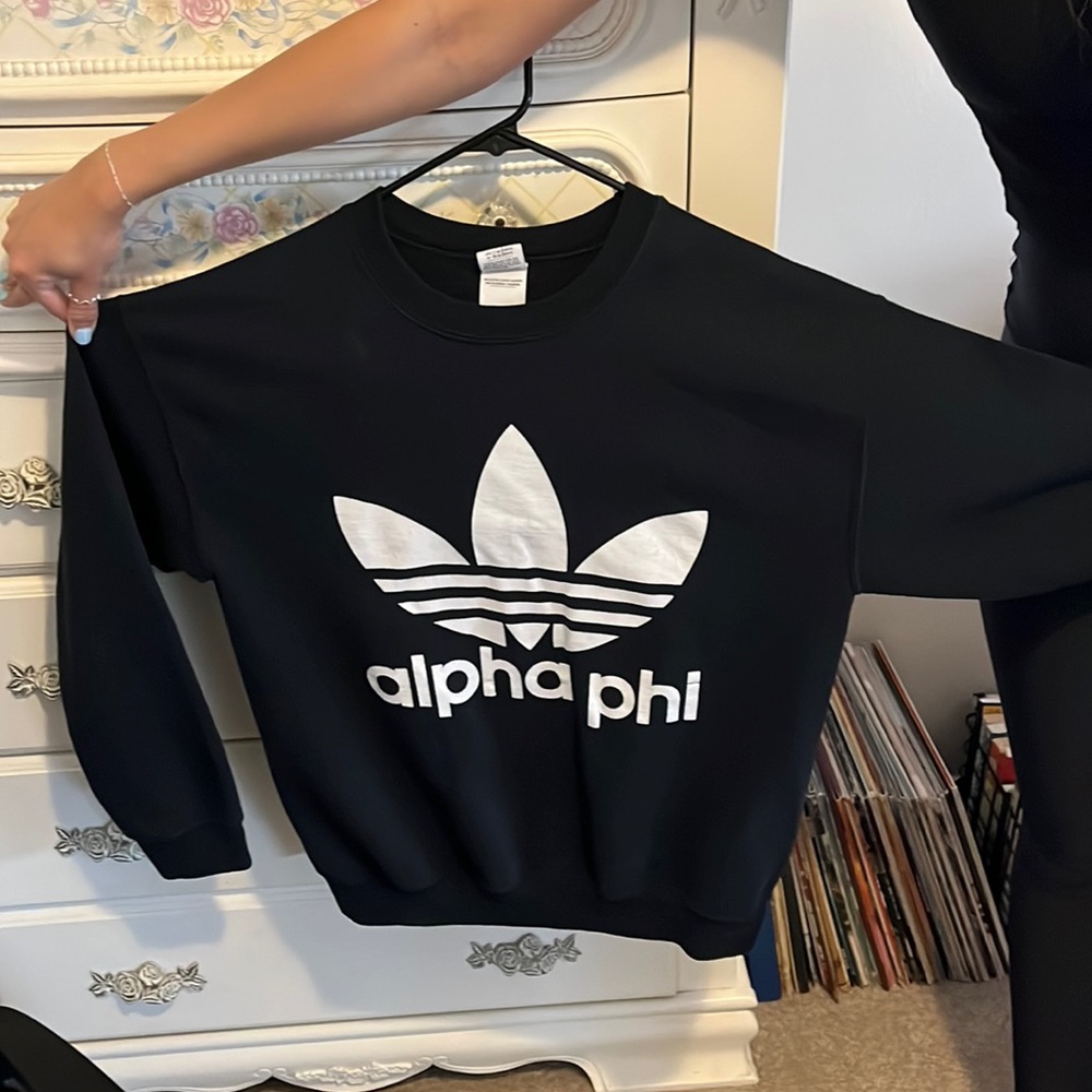Alpha Phi crew neck